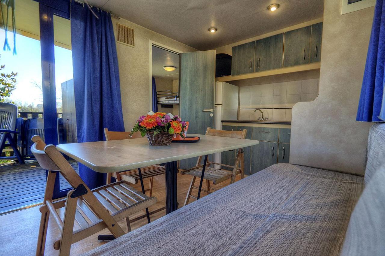 Flaminio Village Park Camping 4*