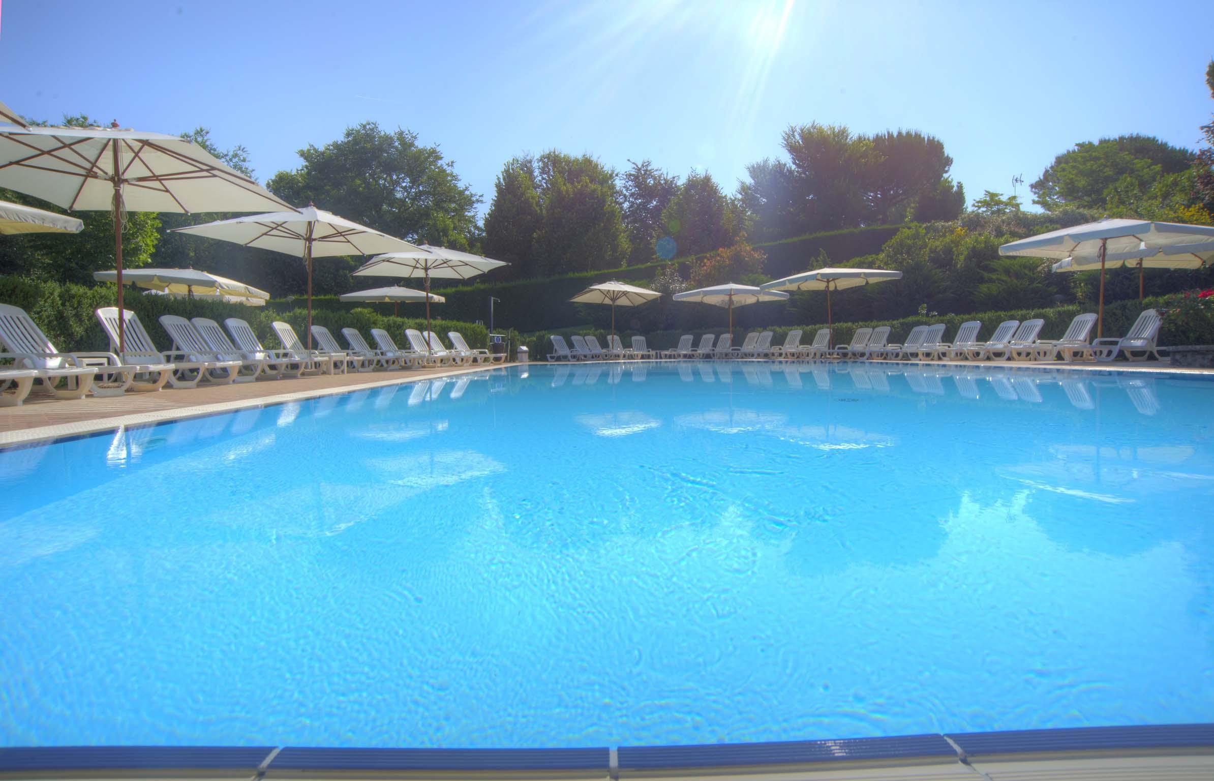 Flaminio Village Park Camping 4*